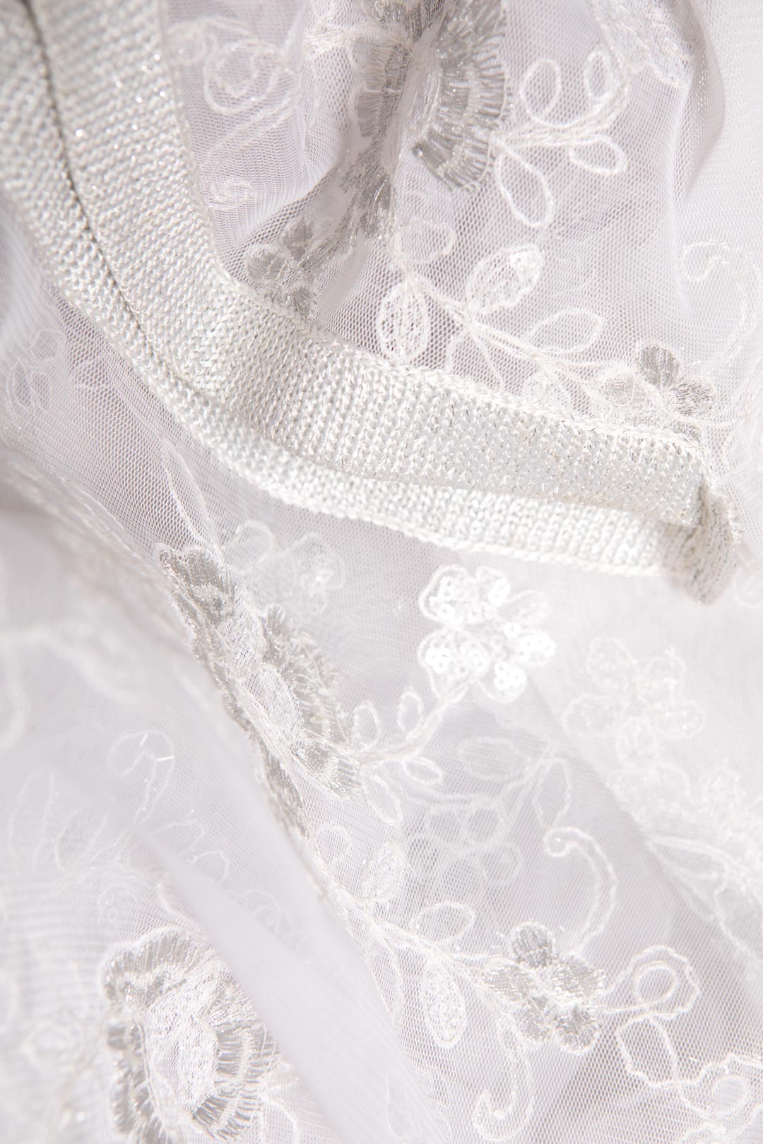 Cerchio Limited Merletto Bianco