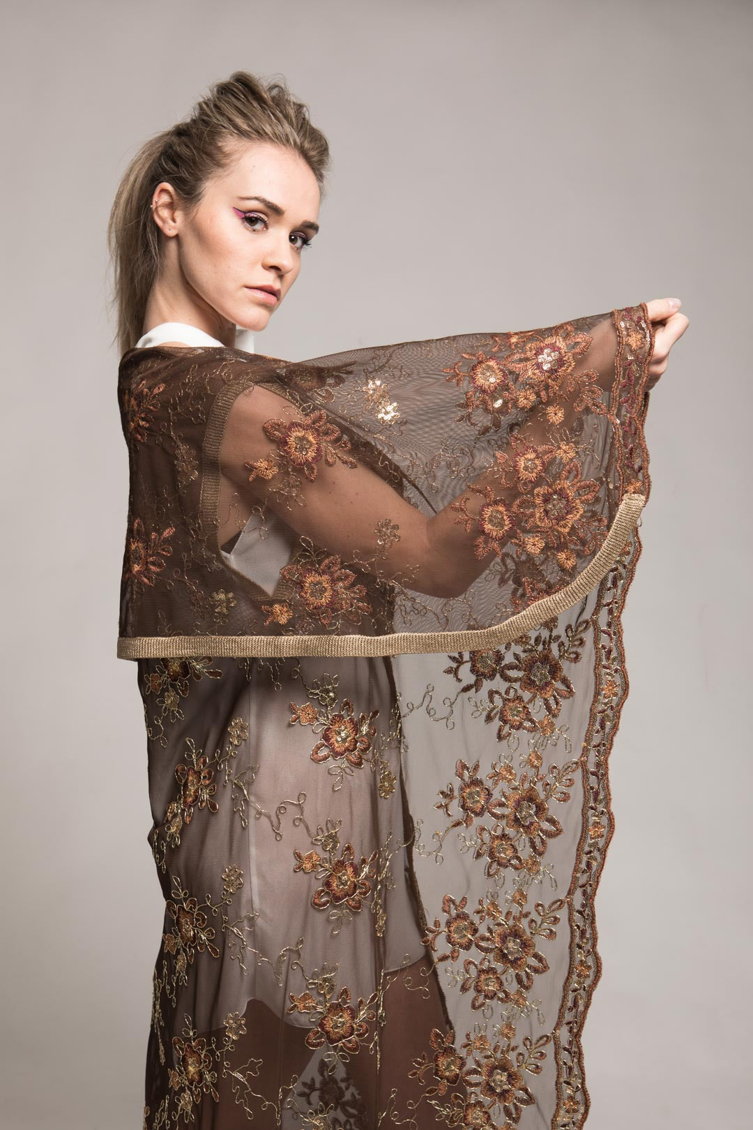 Cerchio Limited Merletto Marrone