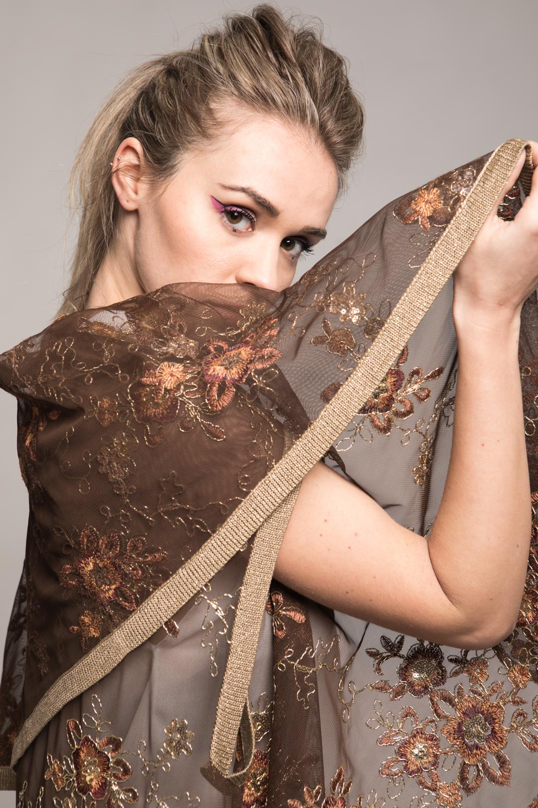 Cerchio Limited Merletto Marrone